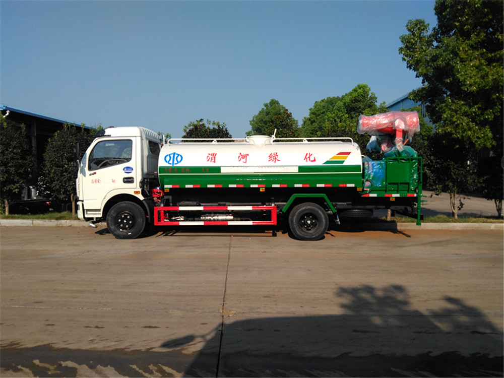 سيارة Dongfeng Dolica لتجفيف الغبار