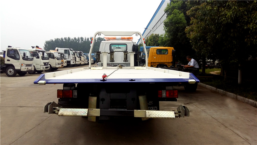 【معركة واحدة ضد اثنتين】 مركبة إنقاذ طارئة Isuzu