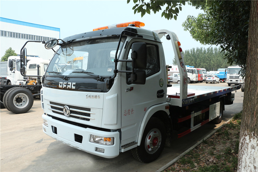 【معركة واحدة ضد اثنتين】 Dongfeng Maoli Ka Clearing Vehicle