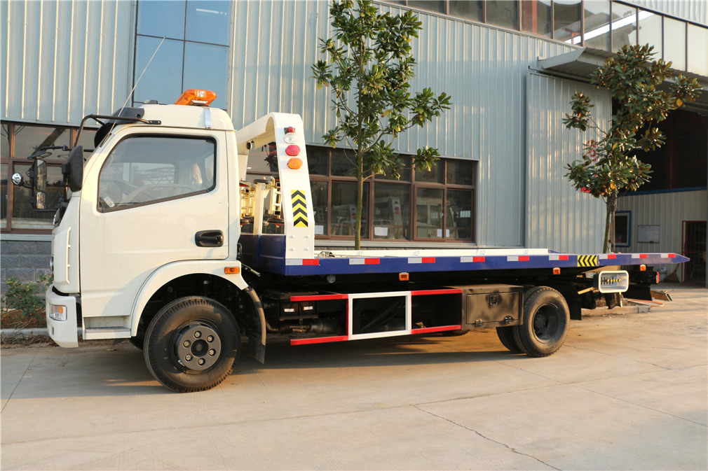 【معركة واحدة ضد اثنتين】 Dongfeng Maoli Ka Clearing Vehicle