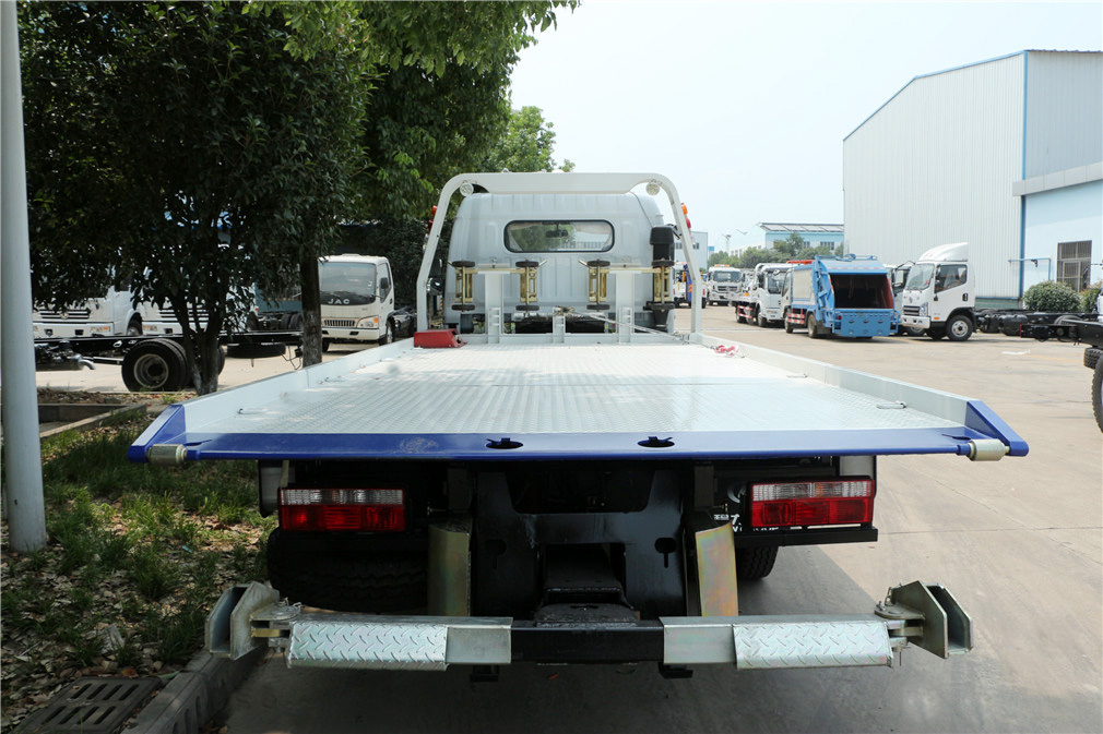 【معركة واحدة ضد اثنتين】 Dongfeng Maoli Ka Clearing Vehicle