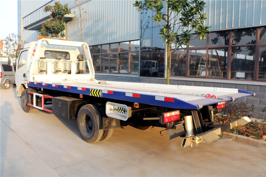 【معركة واحدة ضد اثنتين】 Dongfeng Maoli Ka Clearing Vehicle