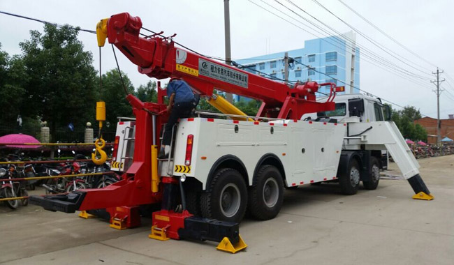 【360° Rotating Crane】 الكرane الدوراني ب 360 درجة للسيارات الطارئة الكبيرة لمجموعة Haowo