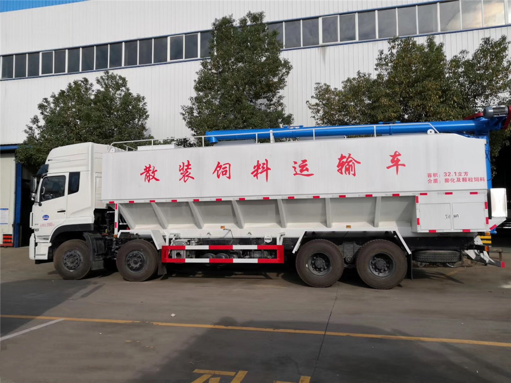 شاحنة Dongfeng Tianlong أمامية-خلفية ثمانية [40 مكعب] للنقل الأعلاف