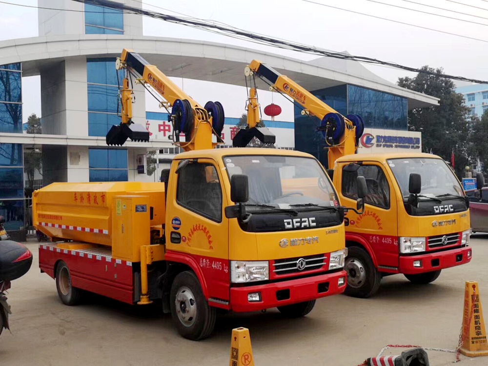سيارة Dongfeng دفع واحدة للتعدين (لوحة زرقاء، قدرة 5 مكعبات)