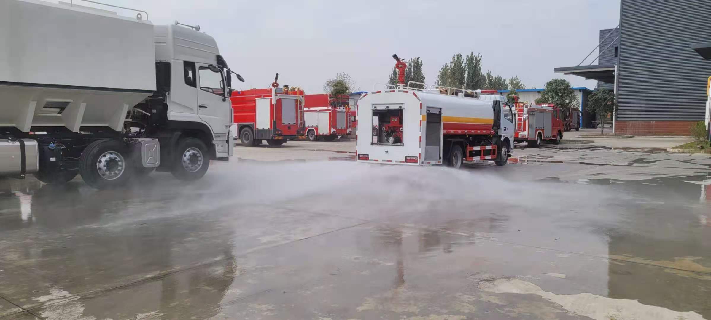 شاحنة محاربة الحريق Dongfeng Dolica 8 طن