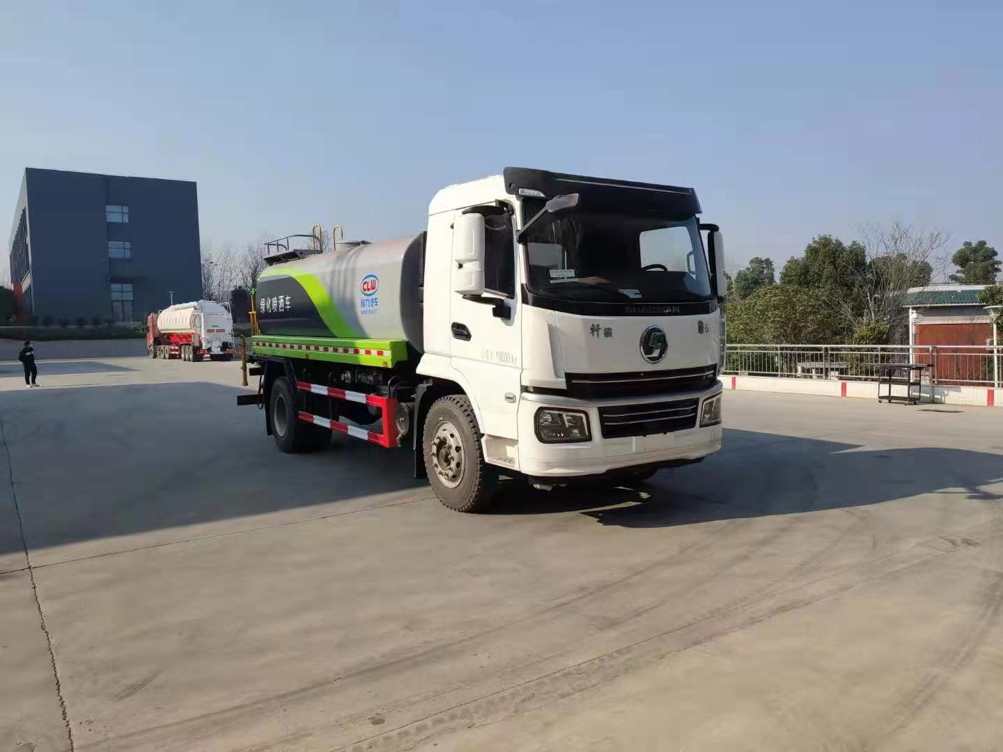 مركبة صب الماء الخضراء Shaanxi Auto Xuande 15 ميكرومتر (بمرشح الضباب)