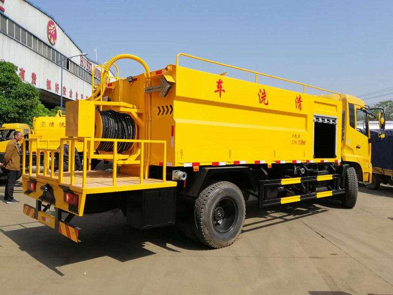 سيارة تنظيف خزان دفني Dongfeng Tianjin 10 خزان