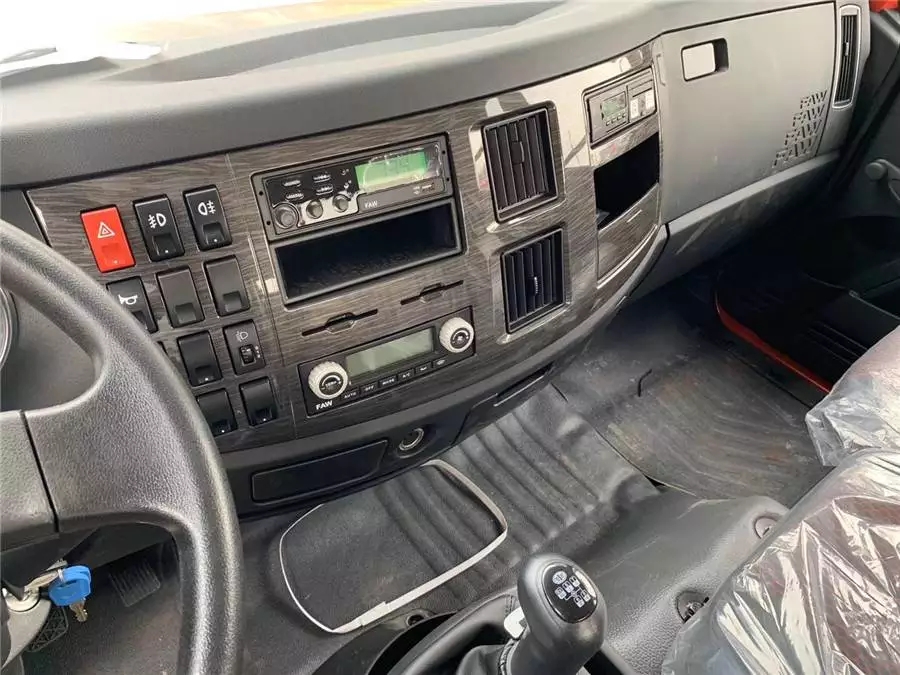 مكبس 150 طن، 180 حصان شاحنة Yulu مستوية