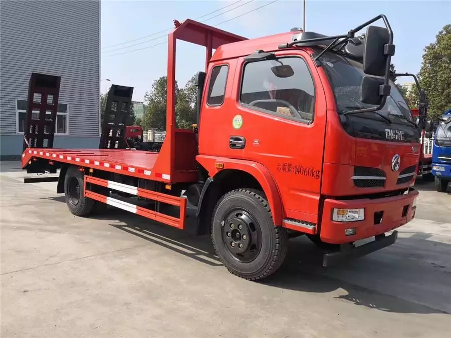 Dongfeng Furuca ثقيلة 12 طن شاحنة رافعة خلفية