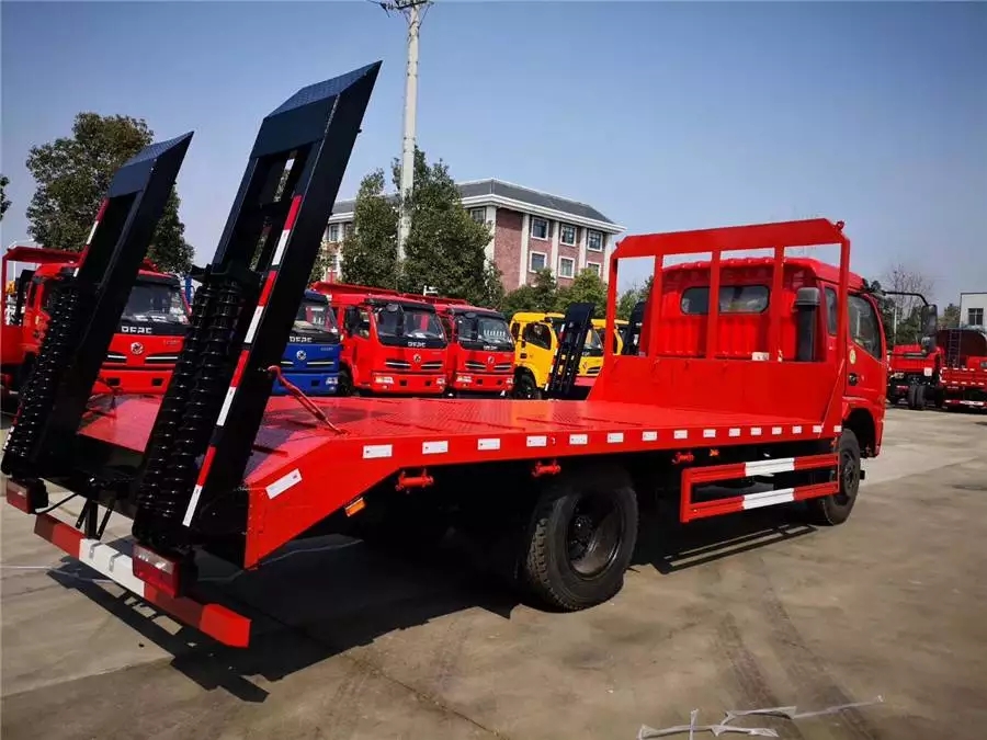 Dongfeng Furuca ثقيلة 12 طن شاحنة رافعة خلفية
