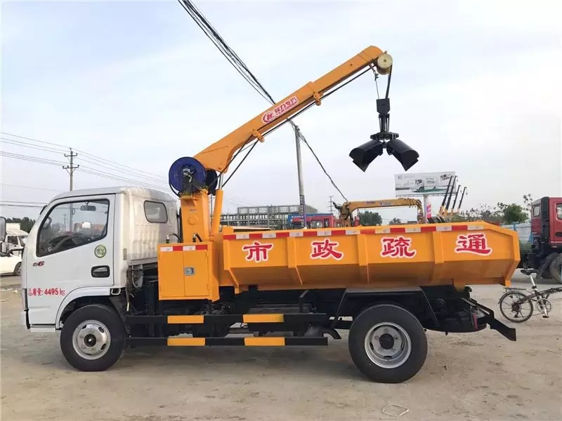 شاحنة Dongfeng Dolica لسحب التربة و نقل الهلام