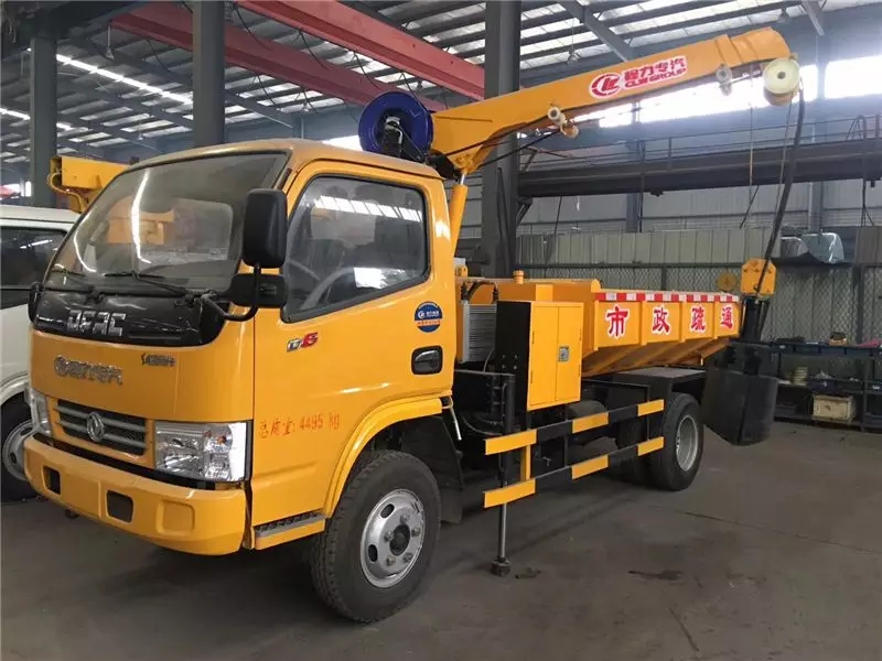 Dongfeng Dolica صرف صحي سيارة تنظيف