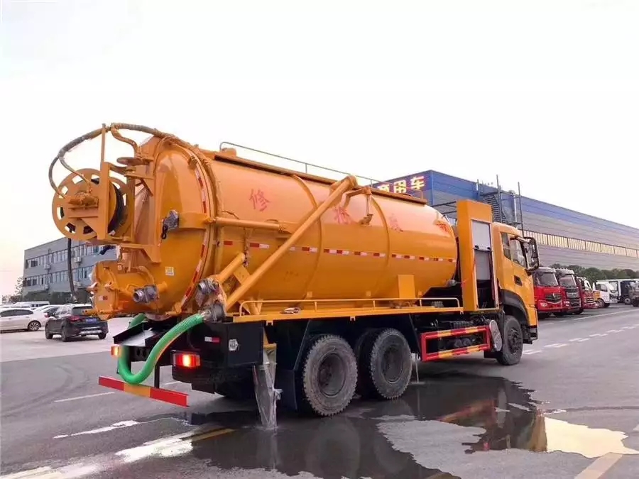 مركبة Tianlonghao Double Bridge 20 طن لنظافة وتسحب النفايات