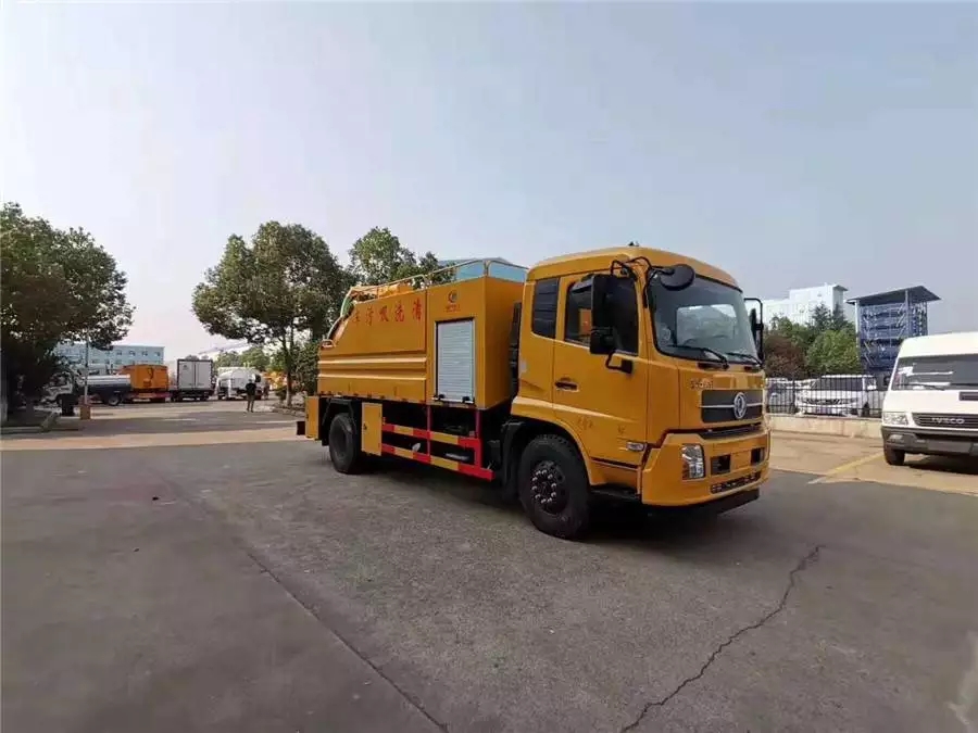سيارة نظافة Dongfeng Tianjin 12 مكعب لتسحب النفايات الصلبة والبوليماستيك