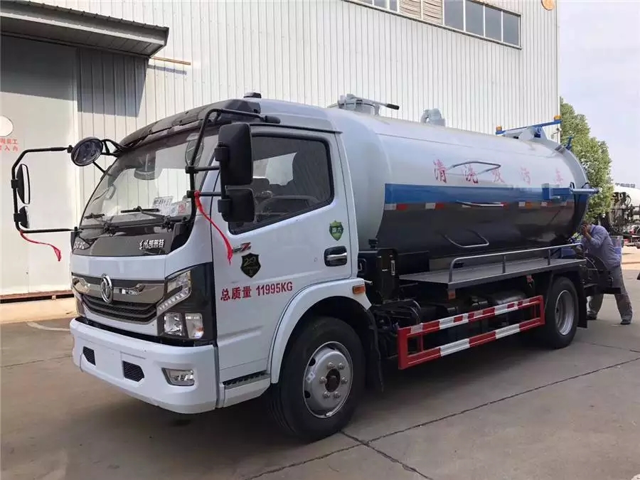 شاحنة Dongfeng 8 طن متكاملة لتنظيف خزانات وإسواق السحب