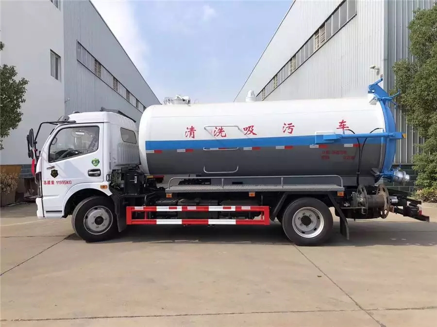 شاحنة Dongfeng 8 طن متكاملة لتنظيف خزانات وإسواق السحب