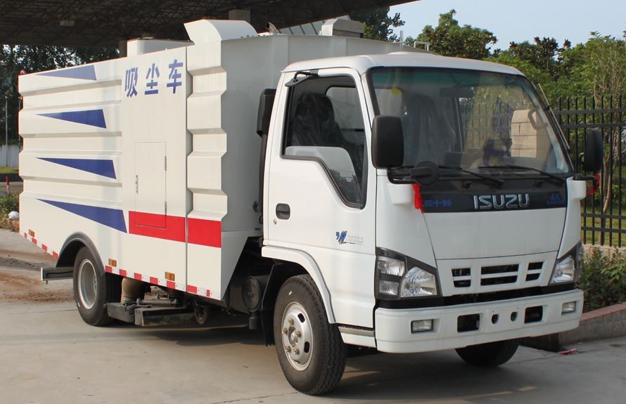 شاحنة Isuzu الصغيرة للتنظيف بالسحب العكسي
