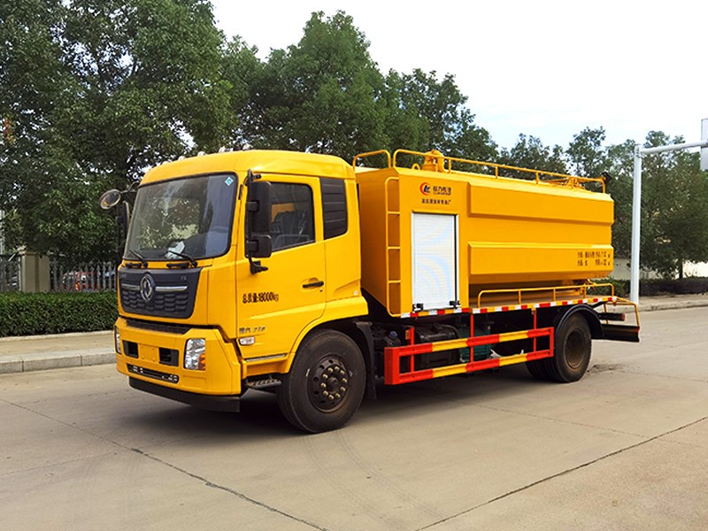 سيارة Dongfeng Tianjin مربعة الشكل لامتصاص المياه النفايات