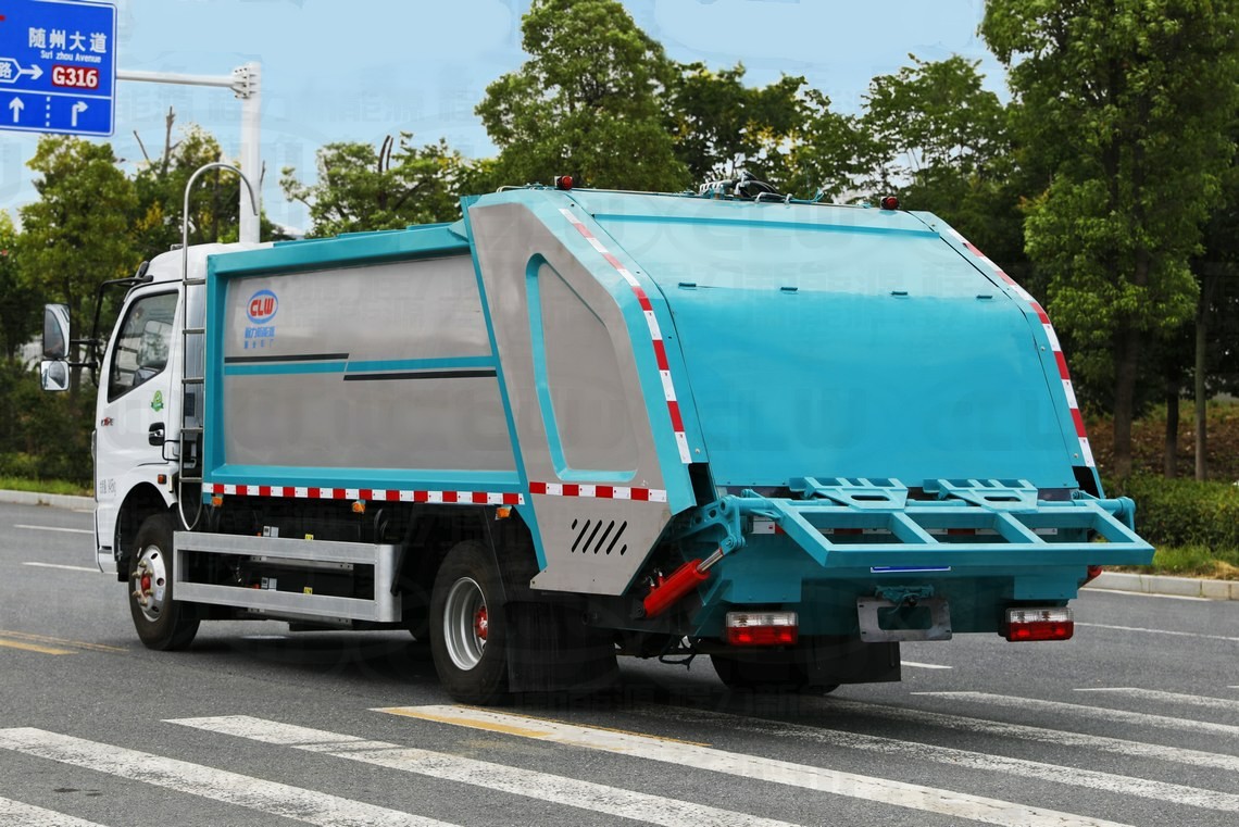شاحنة نفايات Dongfeng Kapte 5 طن مدمجة كهربائيًا