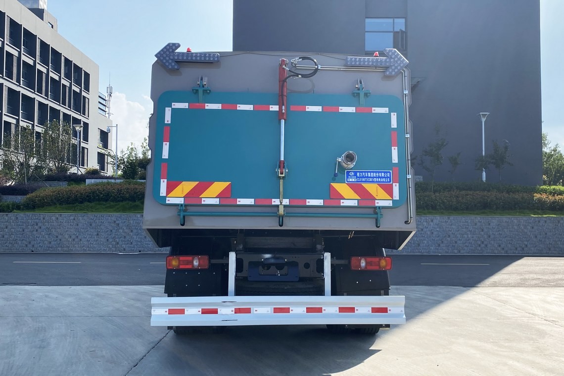 سيارة تنظيف جافة كهربائية نظيفة بتنظيف Dongfeng Tianjin