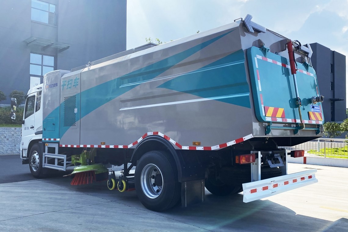 سيارة تنظيف جافة كهربائية نظيفة بتنظيف Dongfeng Tianjin