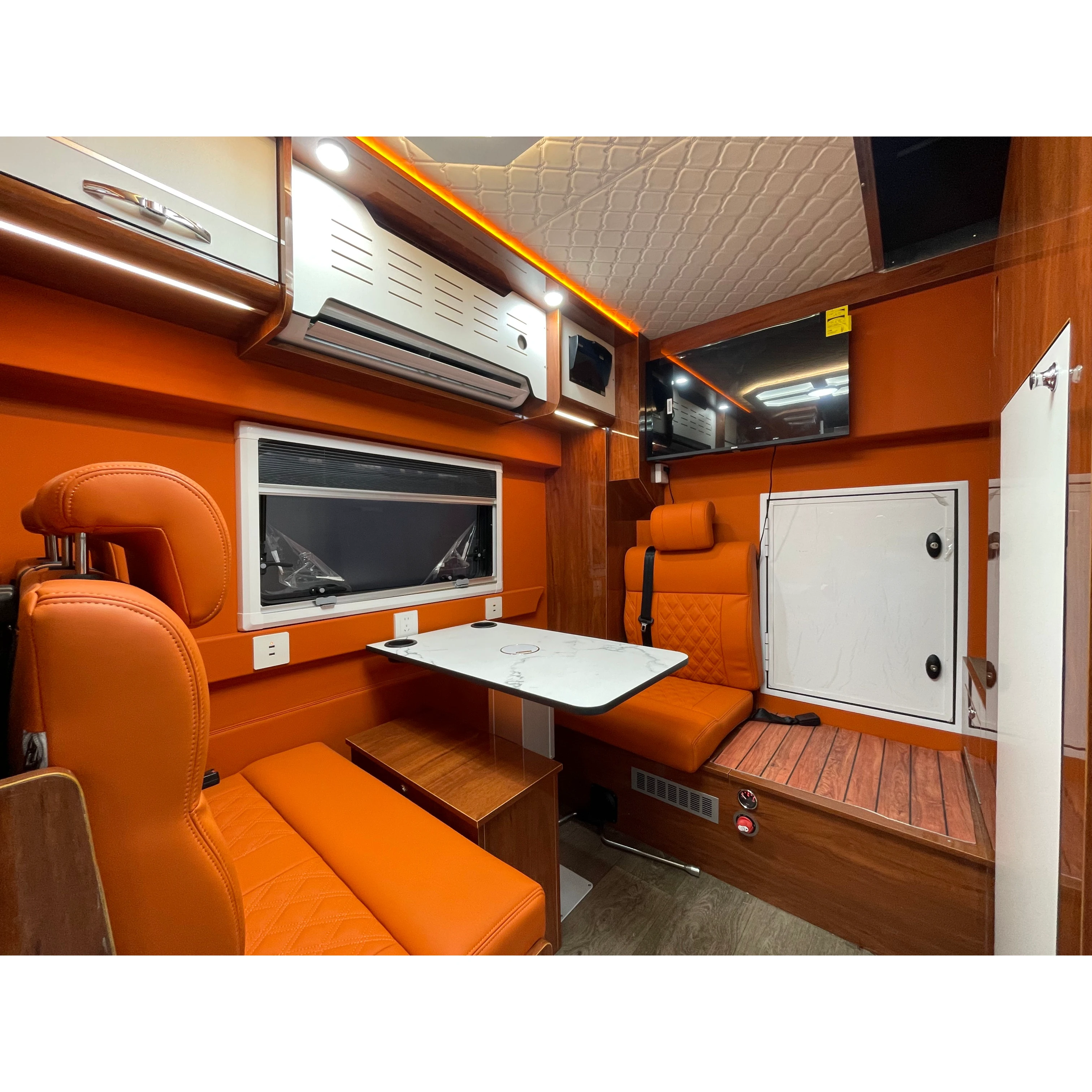 【Haowo of Hongqi】عائلة من ثلاثة أشخاص travel trailer