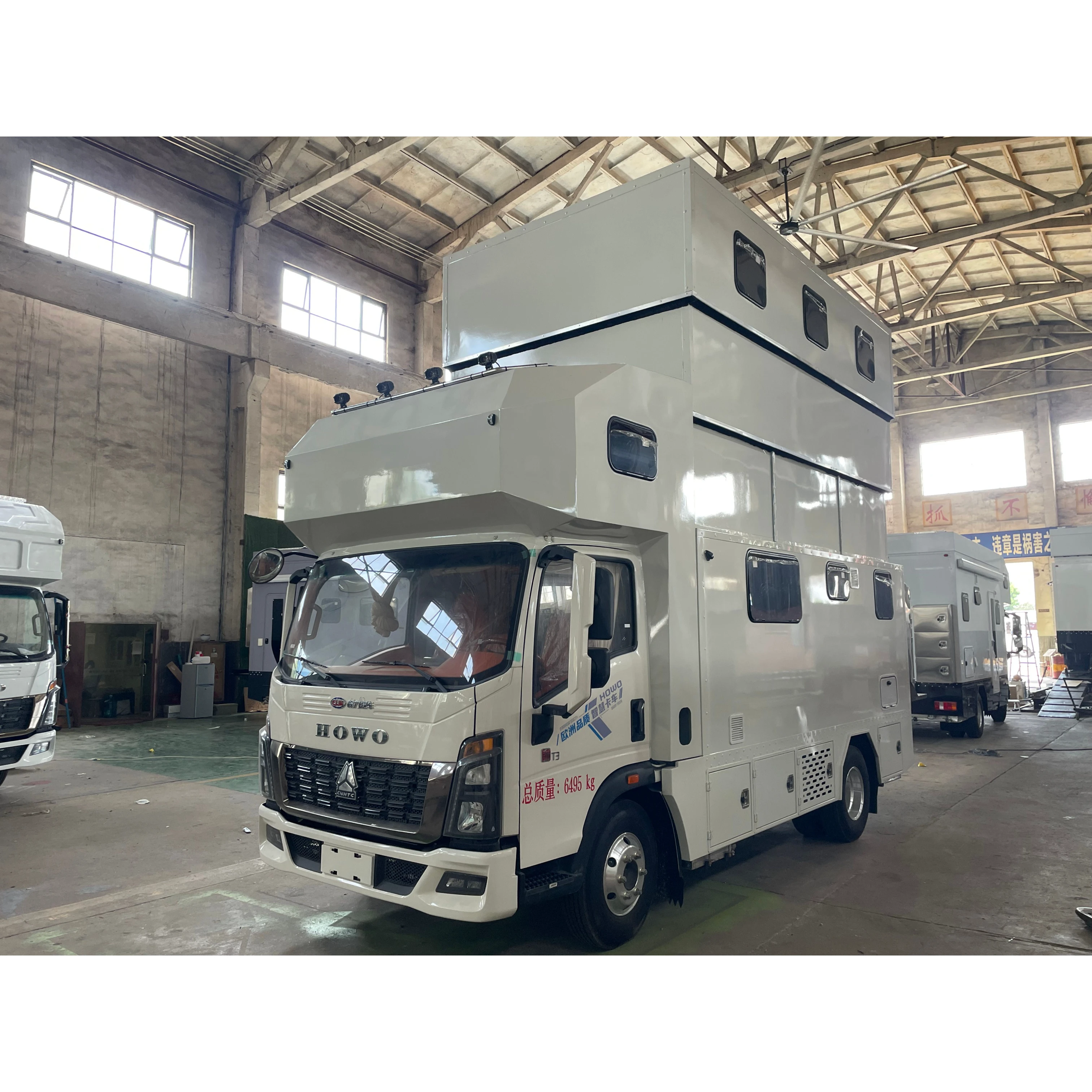 【Haowo of Hongqi】عائلة من ثلاثة أشخاص travel trailer