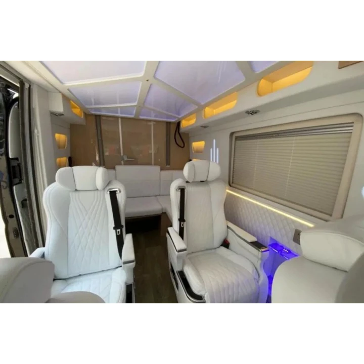 Dongfeng V90 Extended-Axis High-Rise Business Travel Trailer
