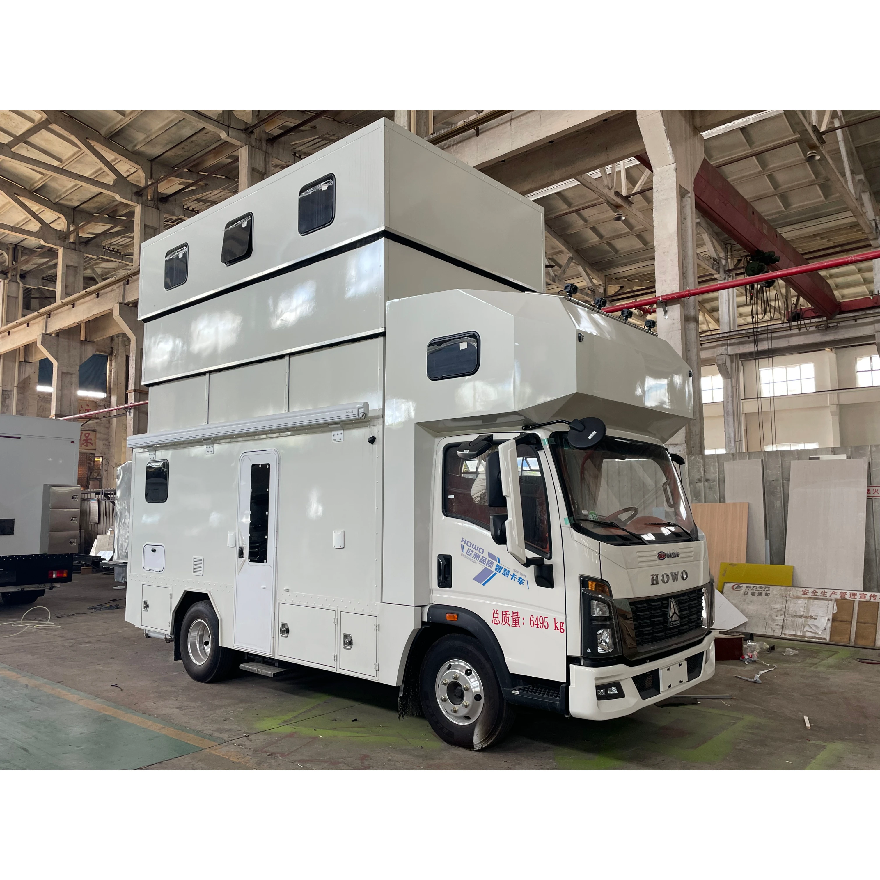 【Haowo of Hongqi】عائلة من ثلاثة أشخاص travel trailer