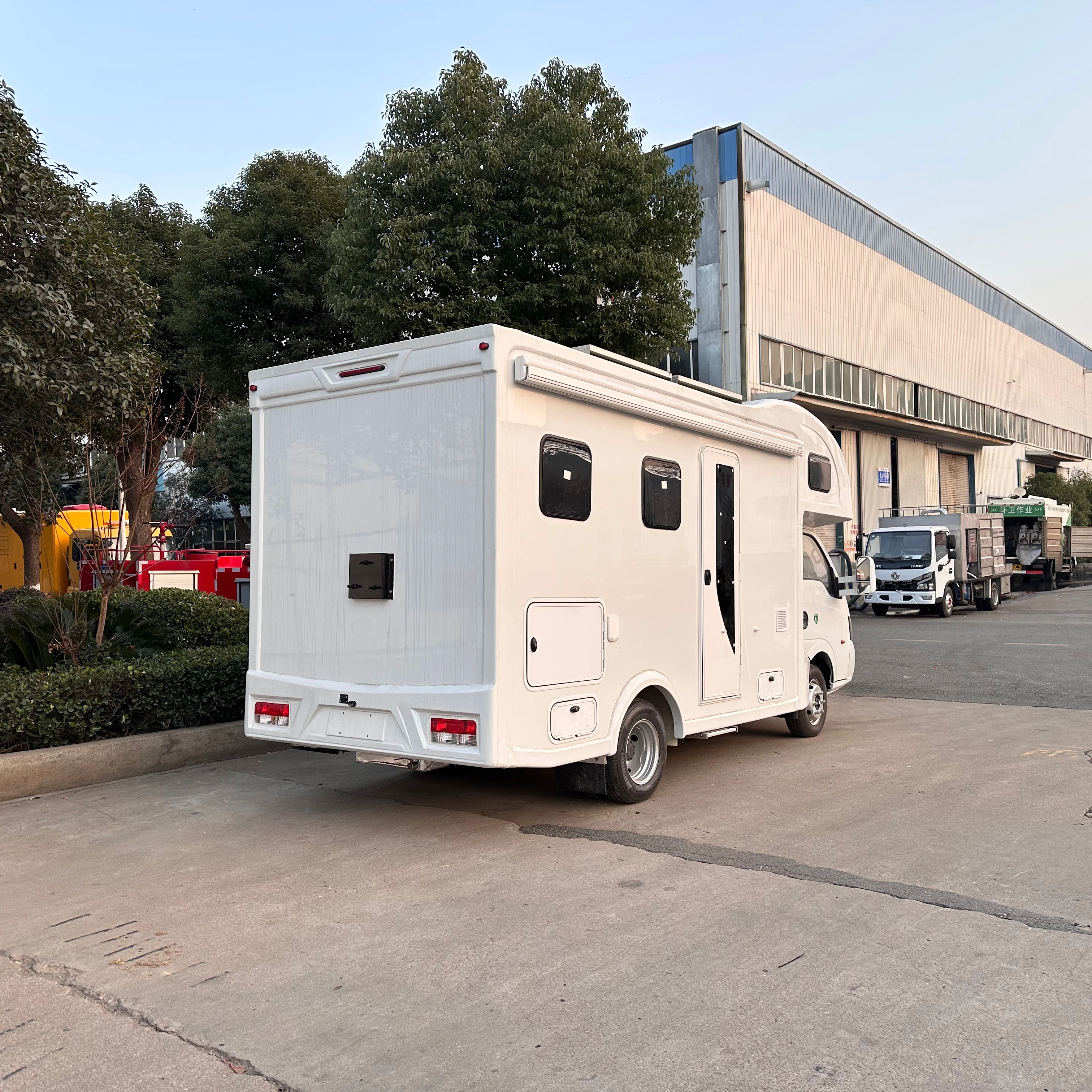 المبيعات المباشرة من الشركة - Dongfeng Tu Yi travel trailer