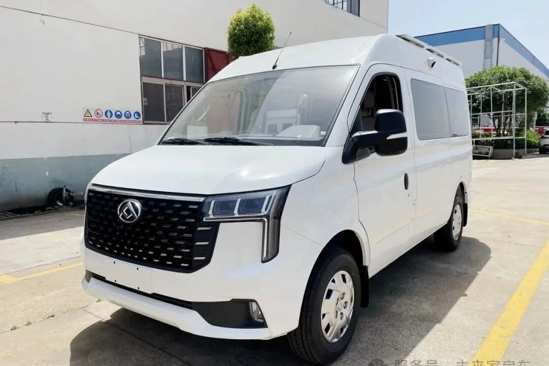 سيارة الساحرة من سياتي ماكسوس V80 قصيرة العزم في منتصف السقف سيارة مرسى موجهة للتنقل