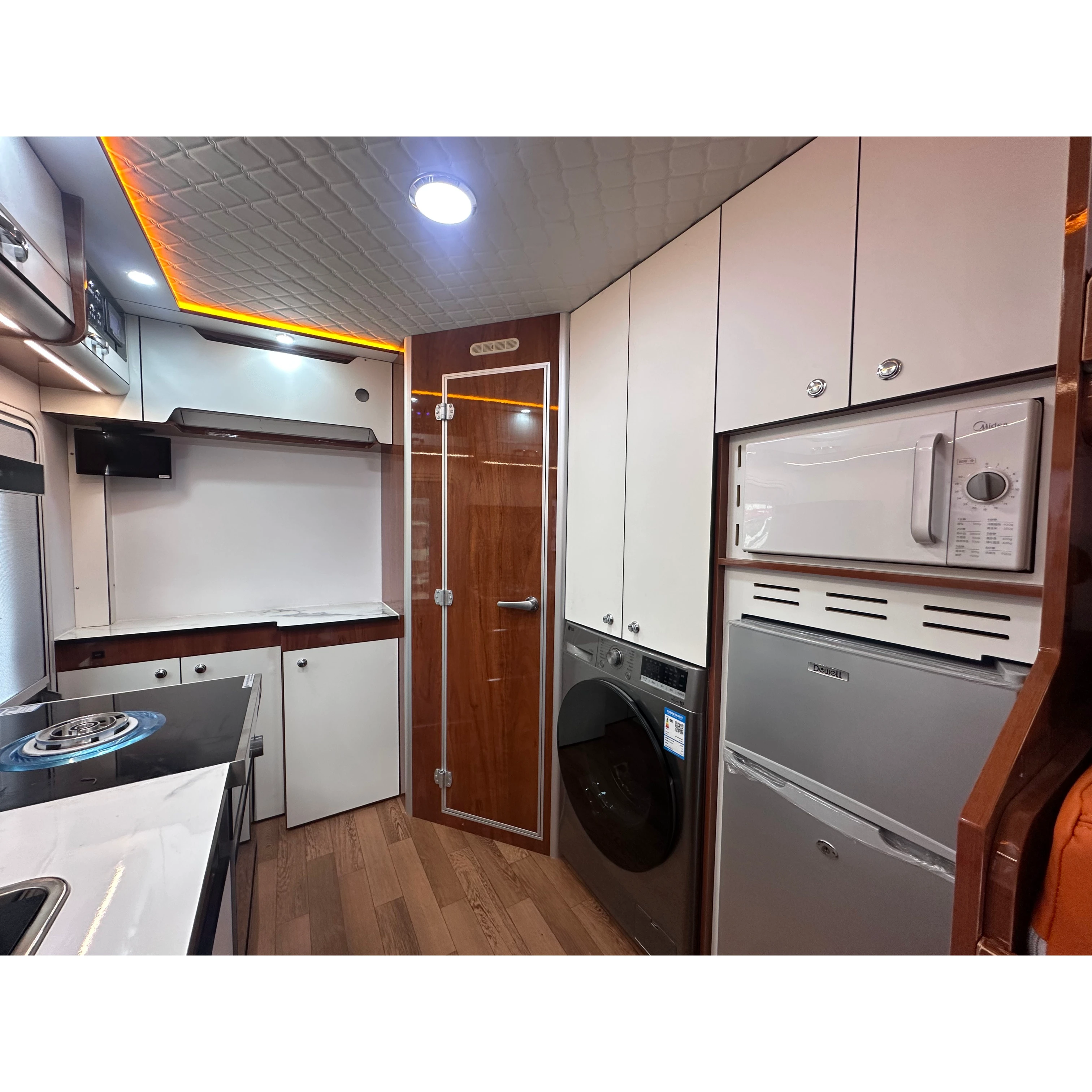 بيع المباشر من مصنع Chengli للسيارات المتنقلة - شاحنة Yujian S100 خماسية الغرف RV